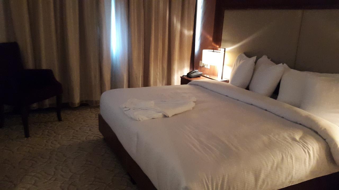 President Hotel Амман Екстер'єр фото