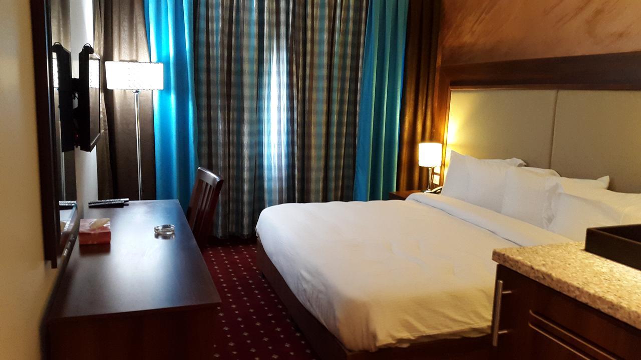 President Hotel Амман Екстер'єр фото