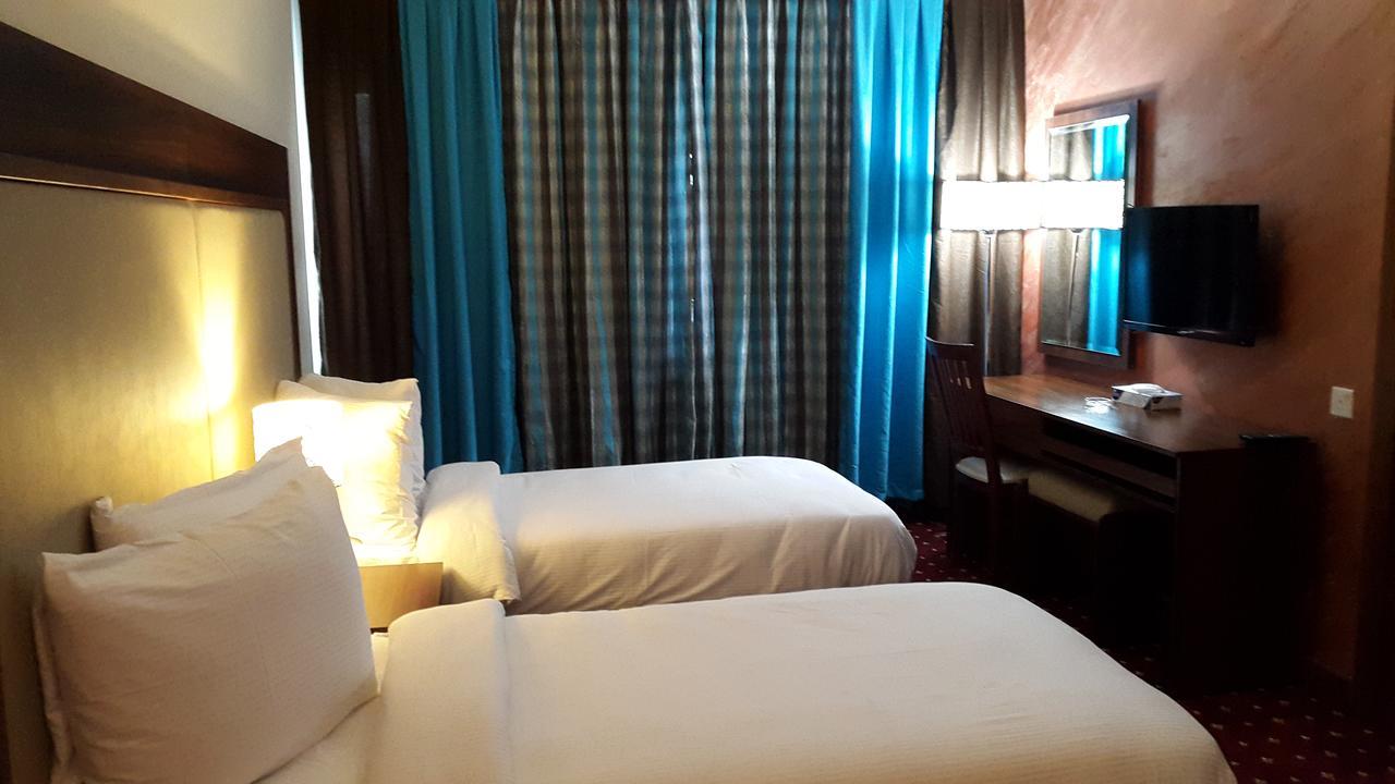 President Hotel Амман Екстер'єр фото
