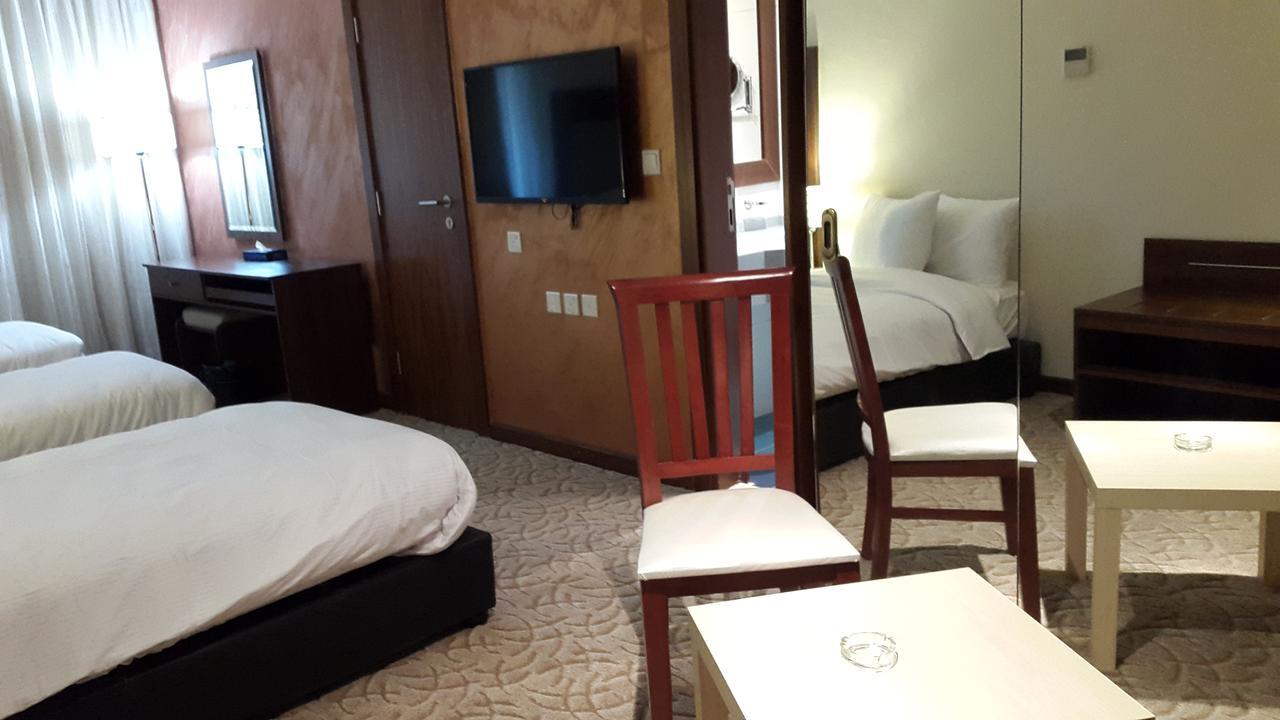 President Hotel Амман Екстер'єр фото